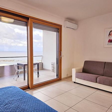 Dolphin'S Home Porto Torres Exterior photo